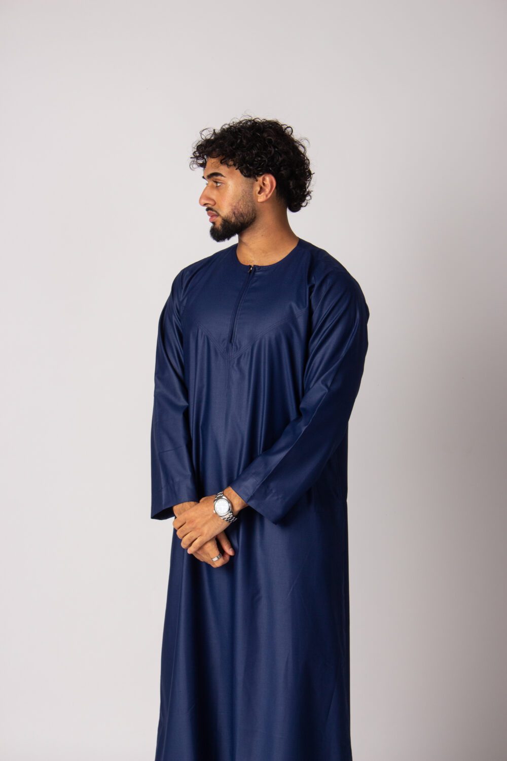 Matt Dark Blue Mens Omani Thobe Looking Right