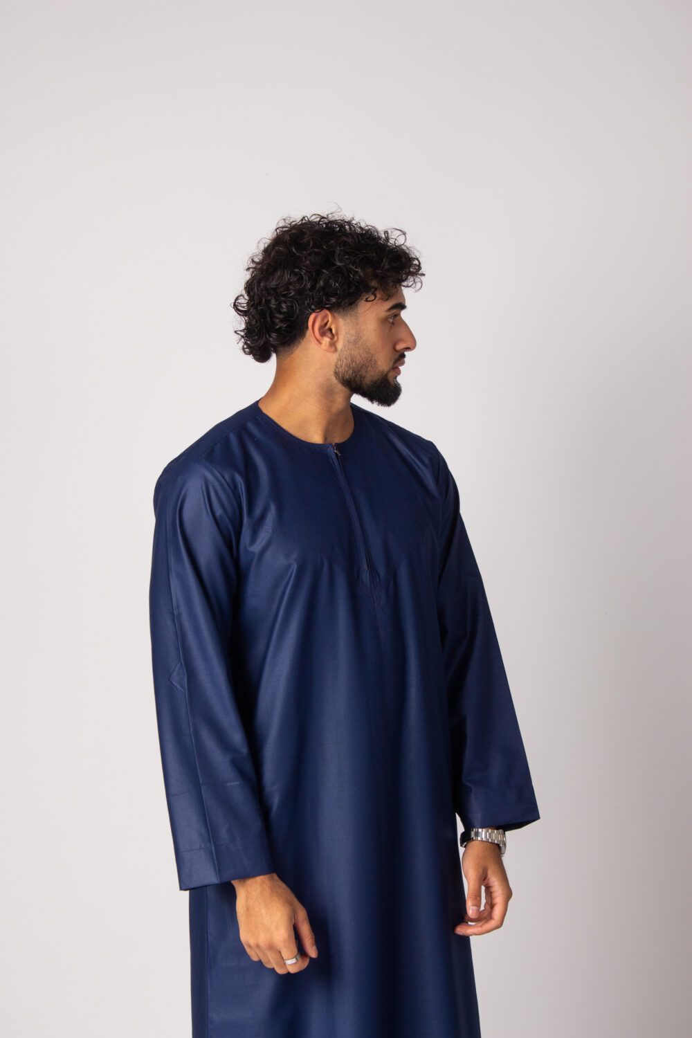 Matt Dark Blue Mens Omani Thobe Looking Left