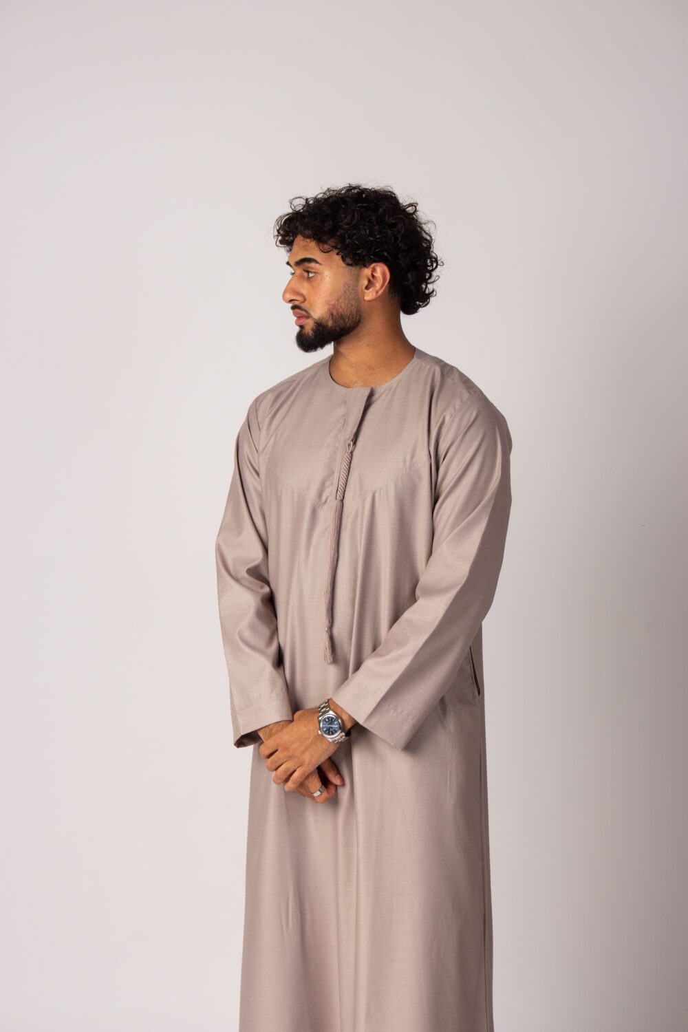 Matt Beige Mens Emirati Thobe Looking Right