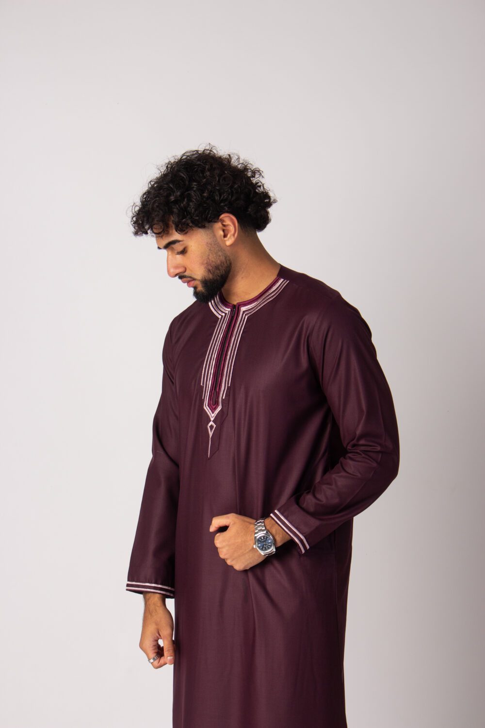 Matt Maroon Mens Embroidery Thobe Looking Down