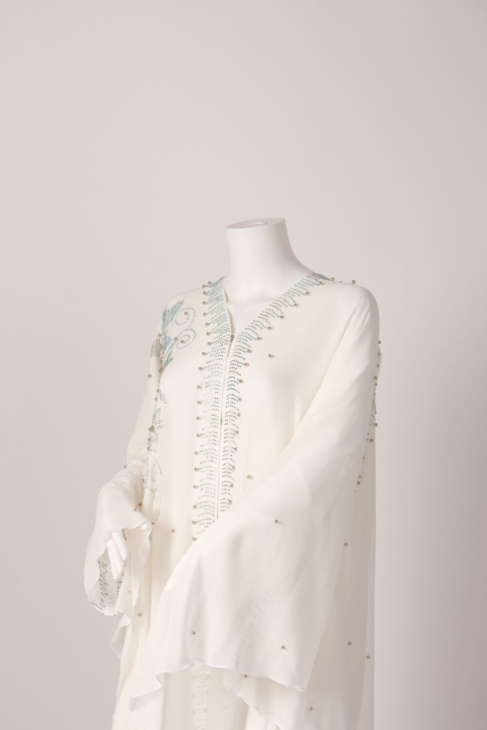 Kaftan Designer Farasha Abaya White Side