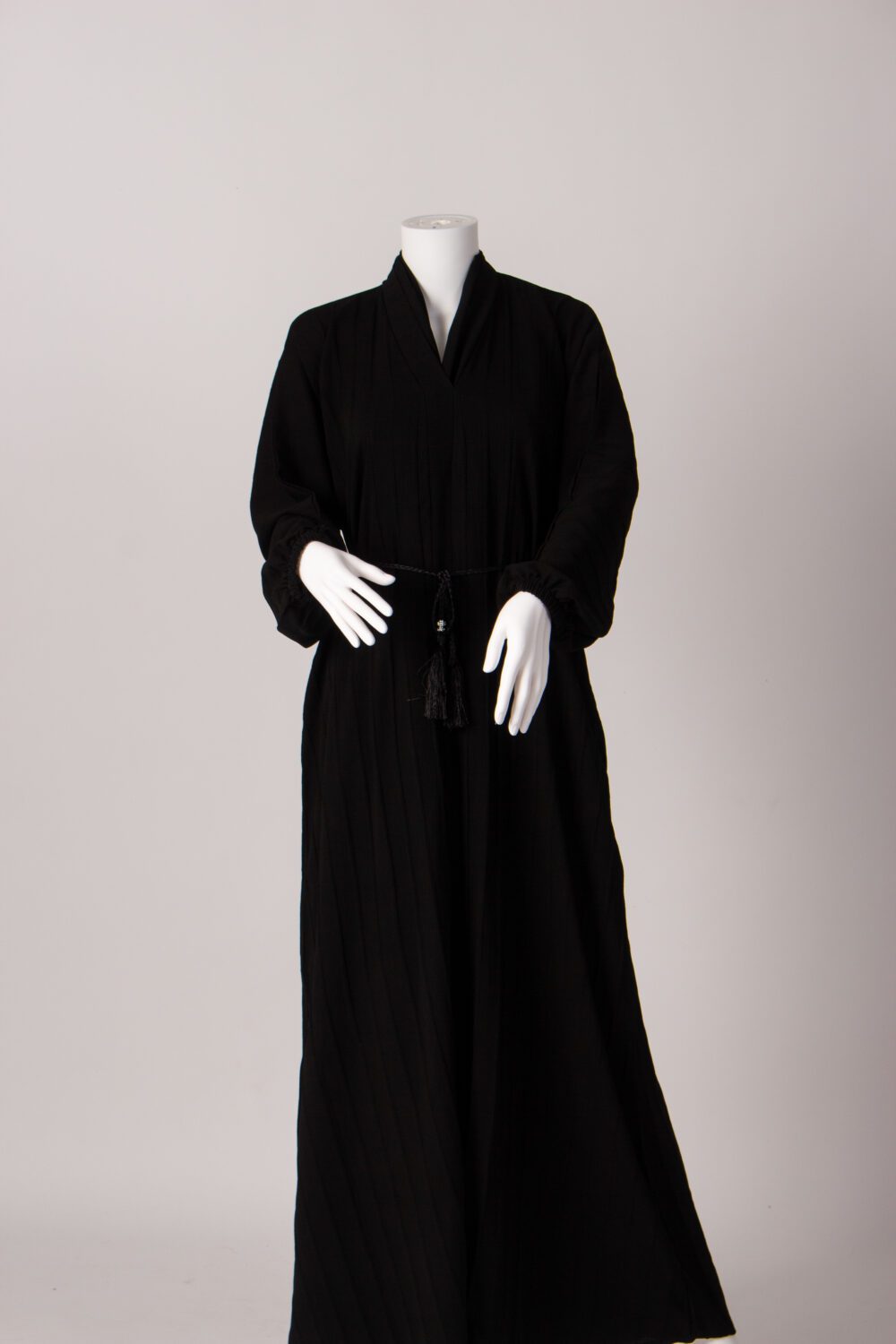 Zoom Line Abaya Black Front